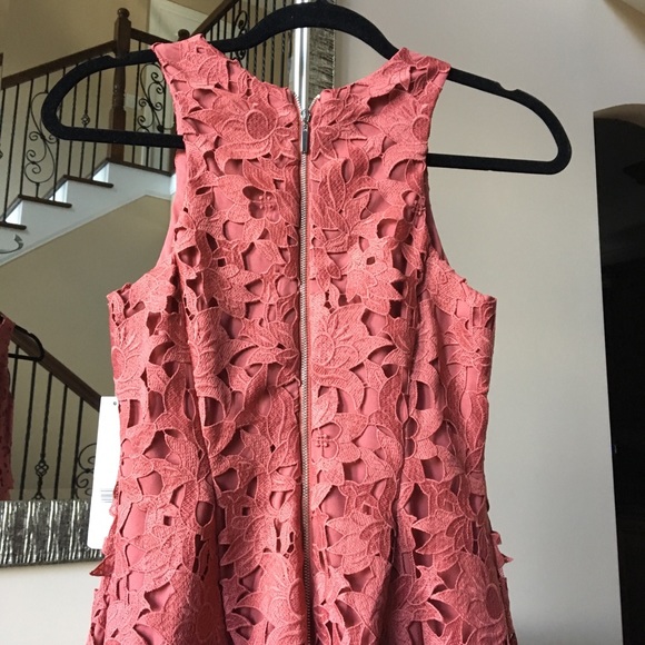 ✨ANTONIO MELANI Lace Midi Dress - Picture 8 of 8